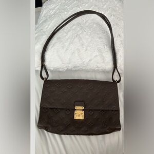Louis Vuitton authentic monogram empriente purse